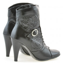 Women boots 1102 crep patent black
