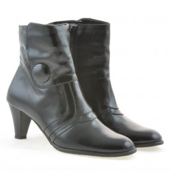 Women boots 1101 patent black