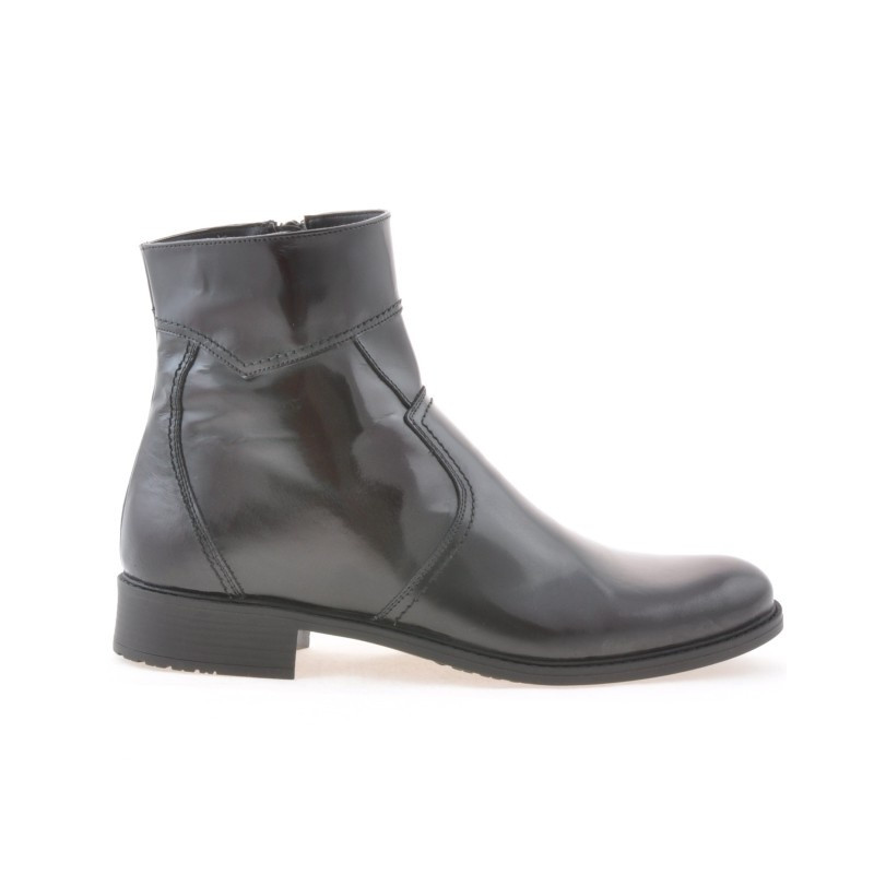 Men boots 401 a bordo