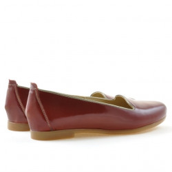 Women dancers 662 patent burgundy