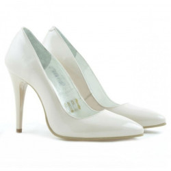Women stylish, elegant shoes 1241 patent ivory