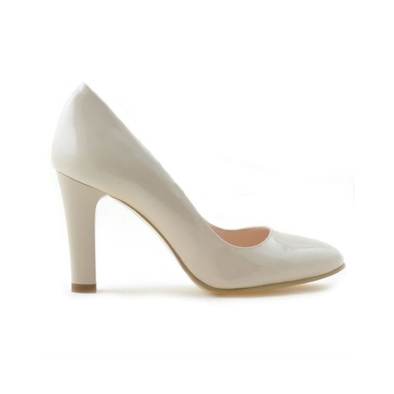 Women stylish, elegant shoes 1243 patent ivory