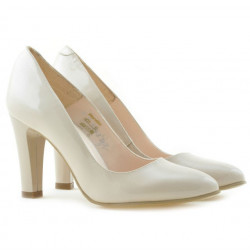 Women stylish, elegant shoes 1243 patent ivory
